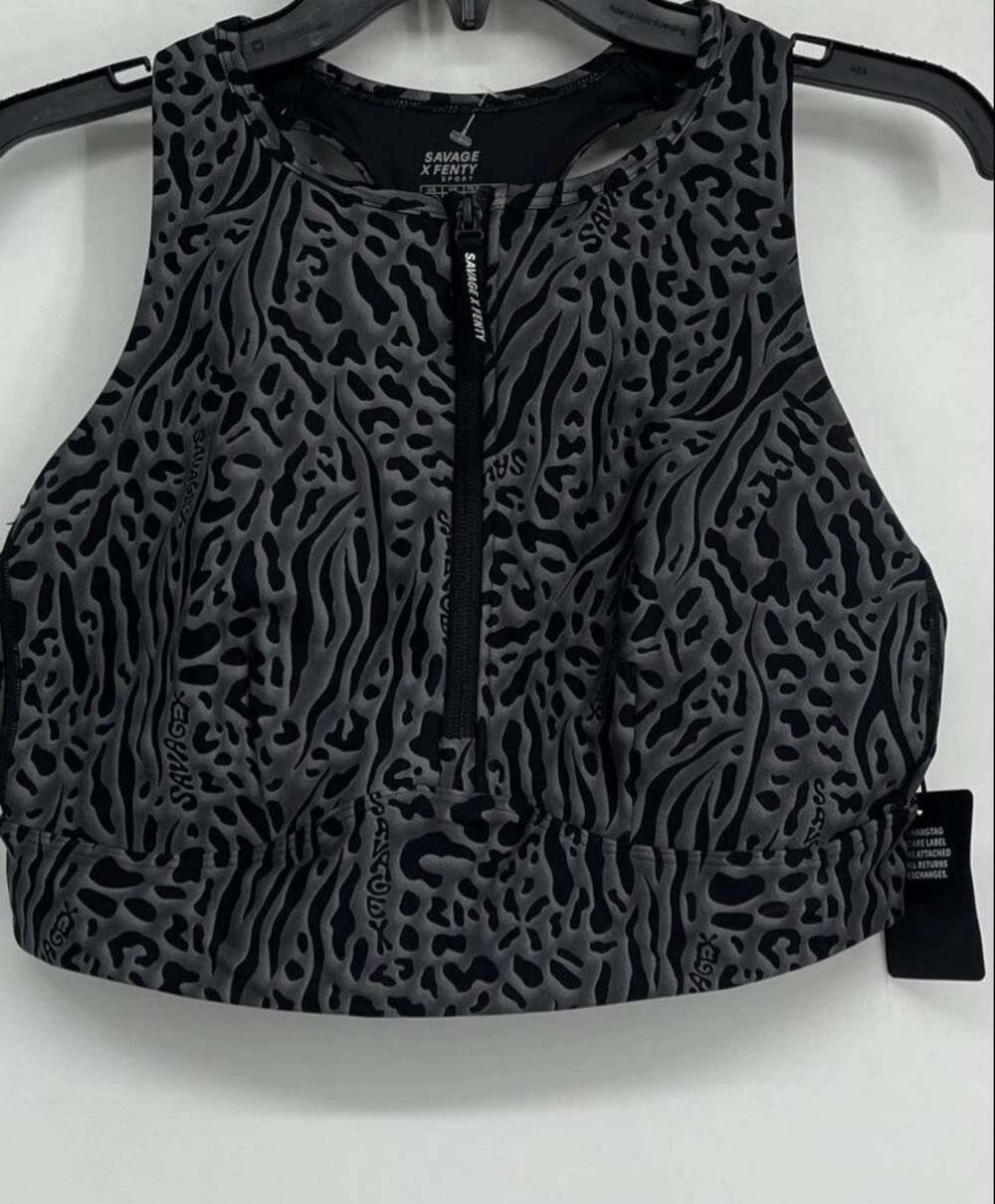 NWT SAVAGE X FENTY Locked & Lifted Half-Zip Medium-Impact Sports Bra